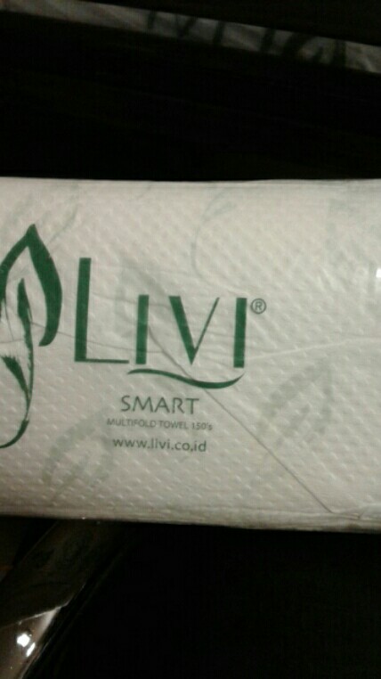 Hand Towel Tissue Livi Multifold 150s