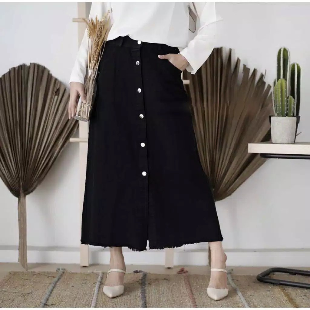 ROK JEANS KANCING RAWIS // XANDRA SKIRT BUTTON