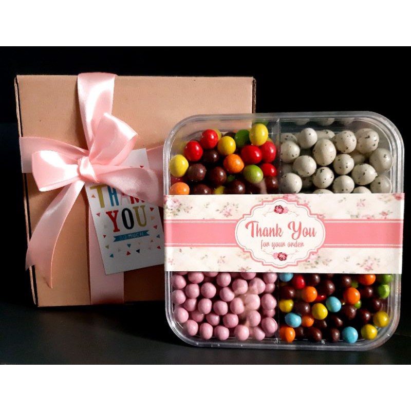 

Hampers Parcel Paket Box Coklat Lagie Valentine/CNY Imlek