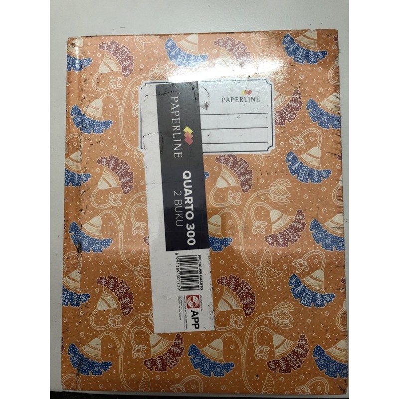 

Hardcover Quarto 300 / Buku Album 300 Lembar