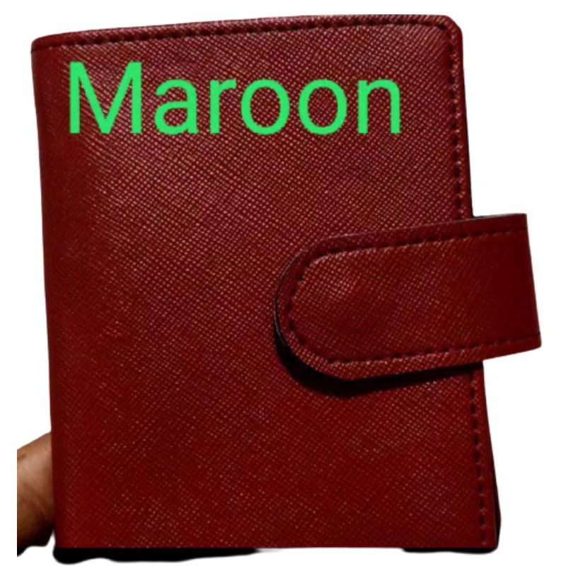 Dompet Kartu 24 slot kartu dan slot uang model kancing