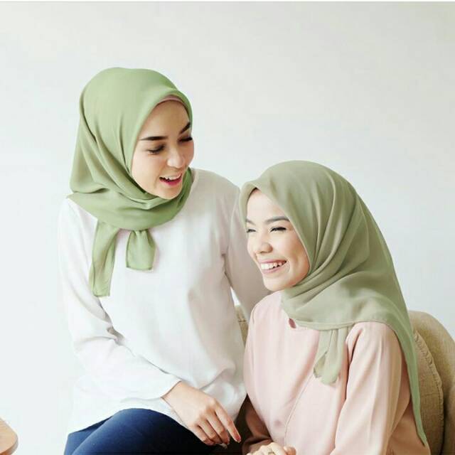Segi empat Poton by Vanilla Hijab