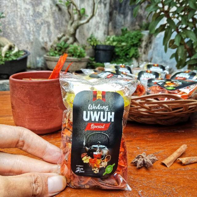 

WEDANG UWUH Spesial Alam Sari (KOMPLIT dgn Kapulaga)