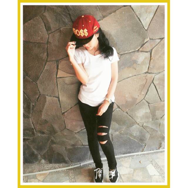 Celana jeans wanita right slash. jeans hitam sobek