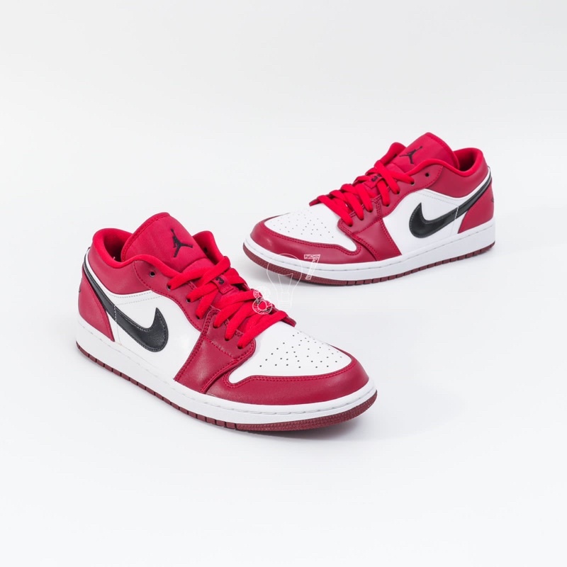 Air Jordan 1 Low Noble Red