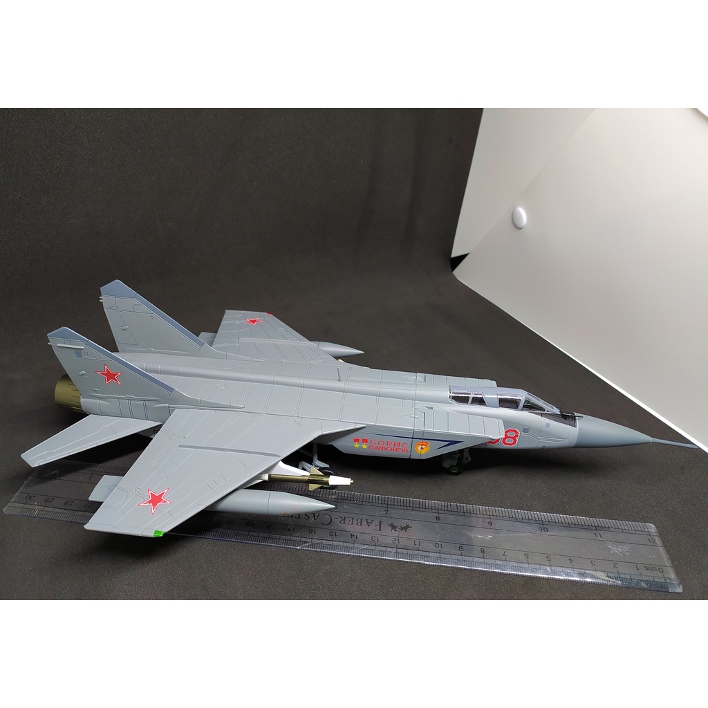 Diecast Pesawat Jet Tempur Mikoyan MiG-31 Foxhound AU Rusia Skala 72 Mig-29 Mig-35