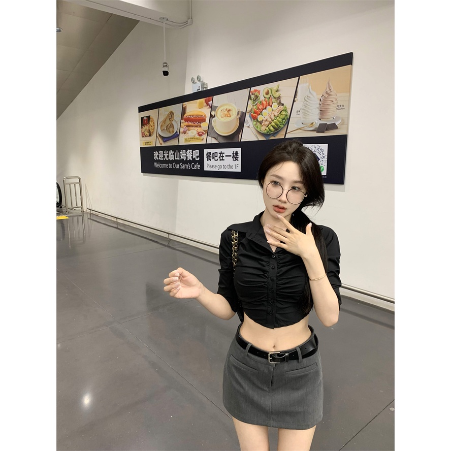 Kemeja wanita versi Korea semua pertandingan mode pendek hot girl top musim gugur kasual warna solid niche tren kemeja ramping ramping