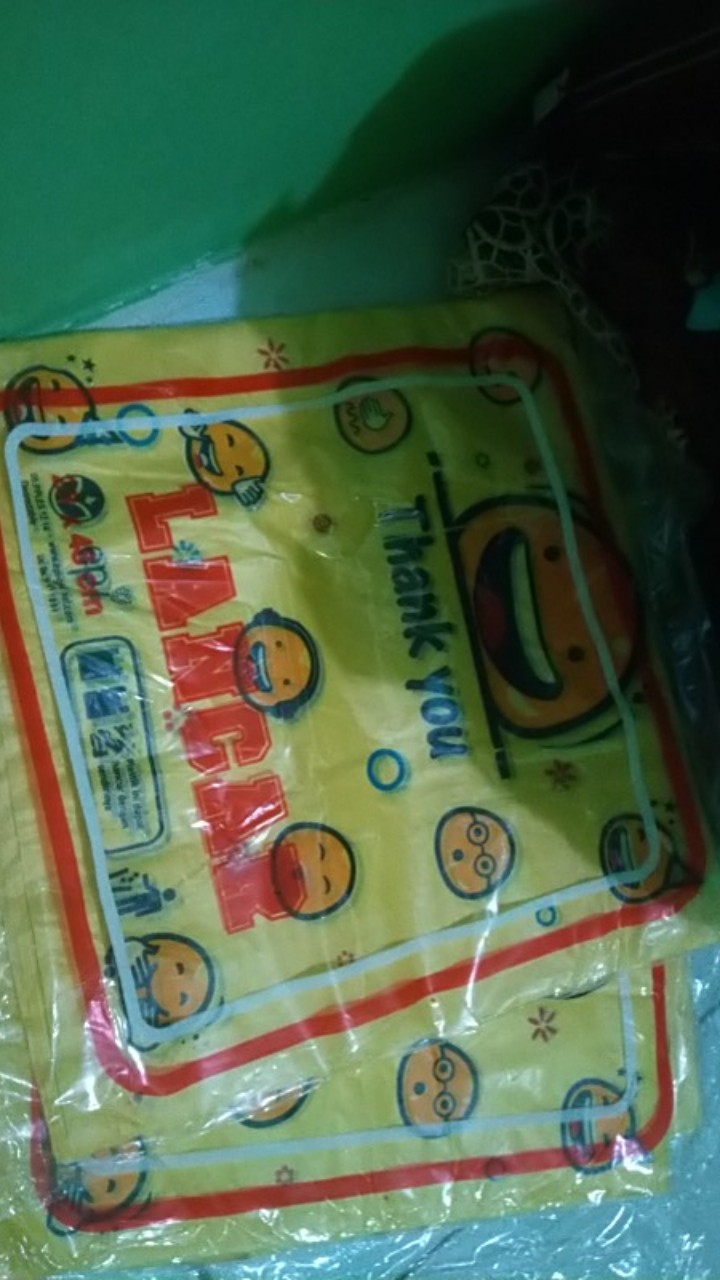 3 Pak (3 X 1 Pack) Kantong Plastik Smile Ukuran 28/kresek Smile/kresek Thank You
