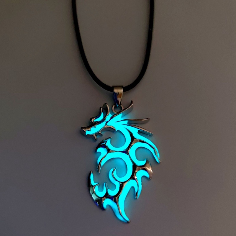 Kalung Lapis Silver Desain Naga Luminous Glow In The Dark Untuk Pria Dan Wanita