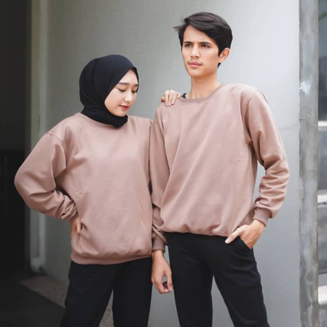 BASIC O NECK SWEATER POLOS SWEATER TEBAL / SWEATER UNISEX