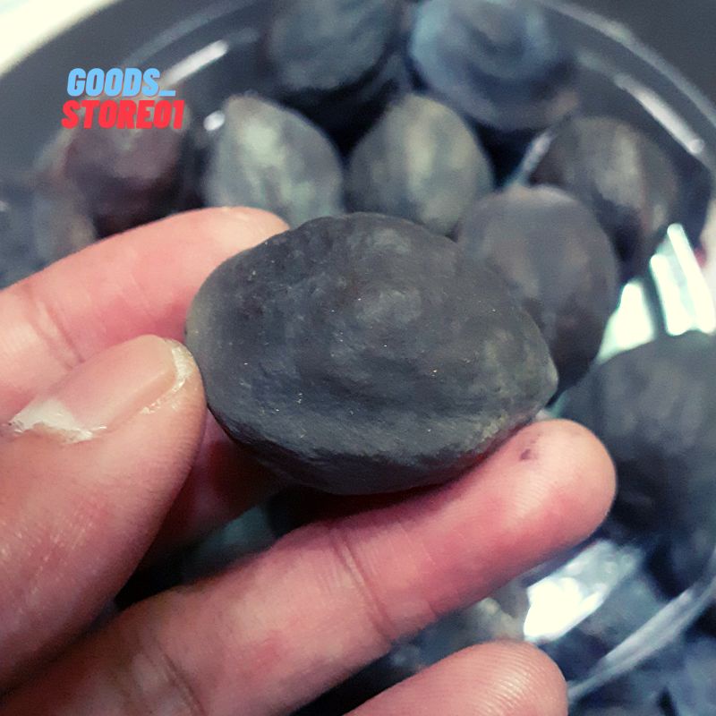 Muncang adu anak entog