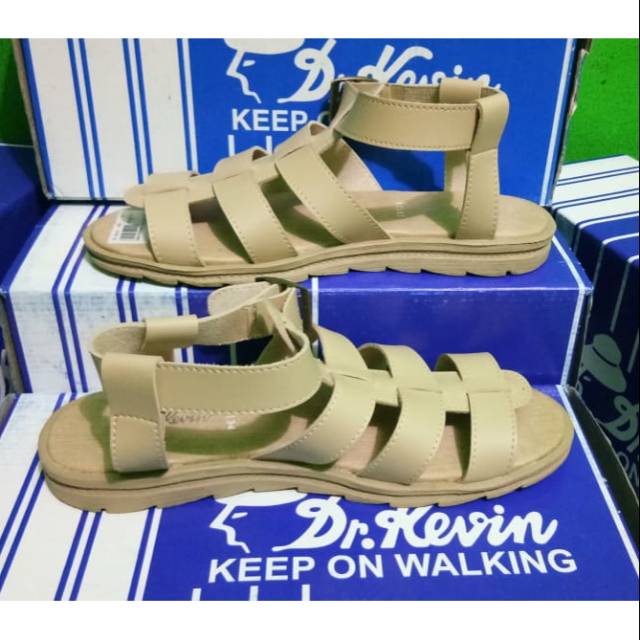 Sandal tali wanita Dr.Kevin