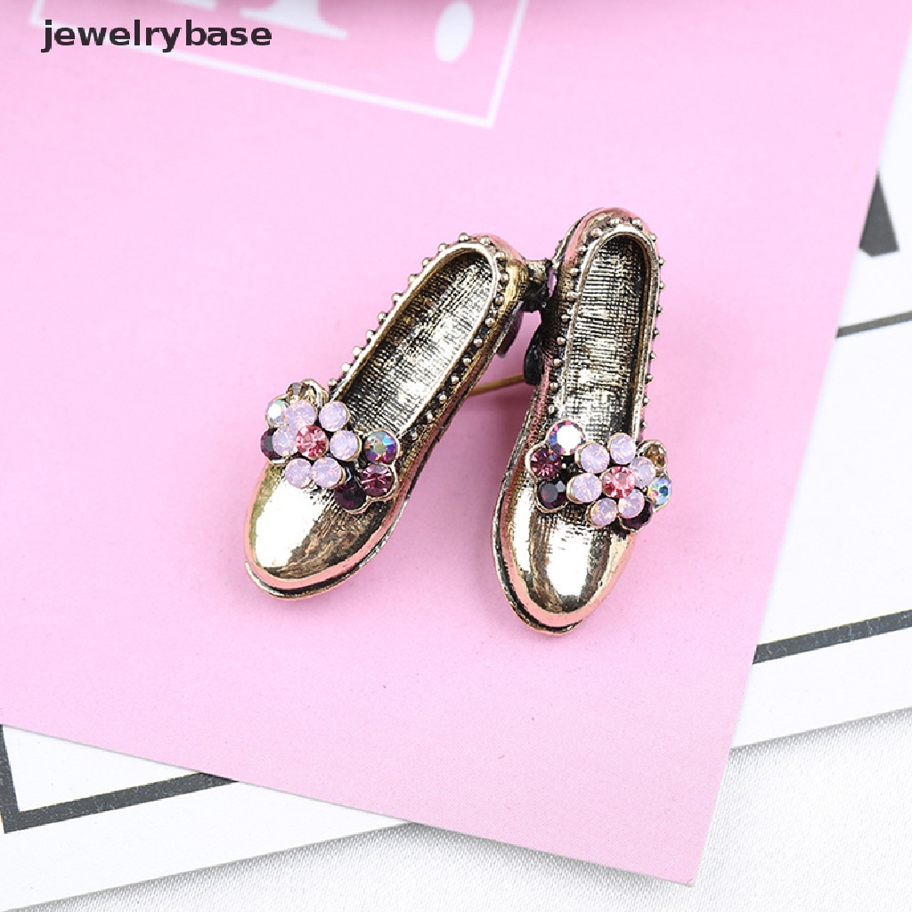 Bros Pin Bentuk Sepatu Aksen Bunga Berlian Imitasi Warna Pink Gaya Retro Vintage