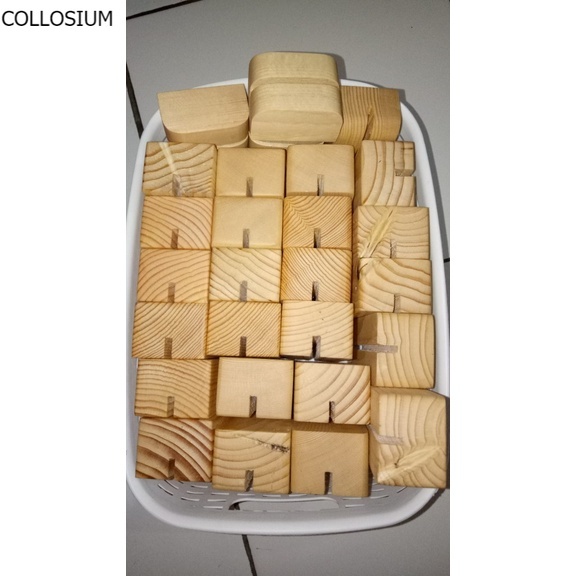 

Card Holder Acrilik 15x3x4cm Dudukan Kartu Bahan Kayu Jati Belanda Kualiatas Super Bisa Custom Ukuran