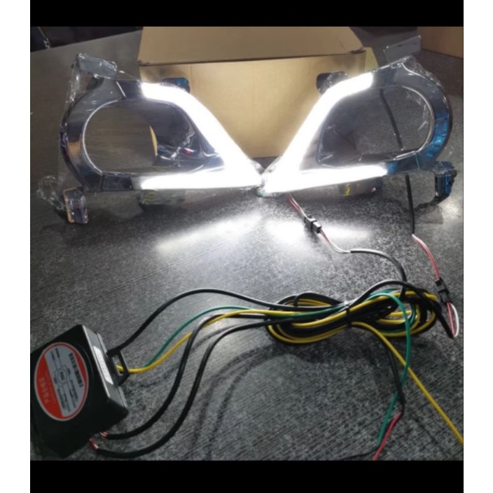 DRL FOGLAMP + SEIN RUNNING INNOVA REBORN TOYOTA INNOVA REBORN DRL FOGLAMP
