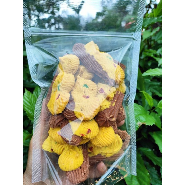 

Sekar_Shop07 Roti Gaplek Bengket-Roti Gabplek Asli Wonogiri-Camilan Viral-Roti Legendaris-Roti