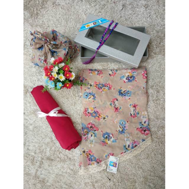 Mukena Poeti Silky premium