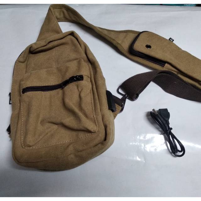 EM Tas selempang pria sling Bag plus usb port charger