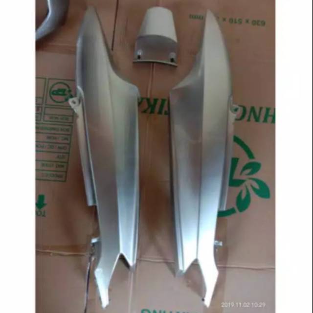 Cover Body Belakang Yamaha Mio Smile Sporty Silver
