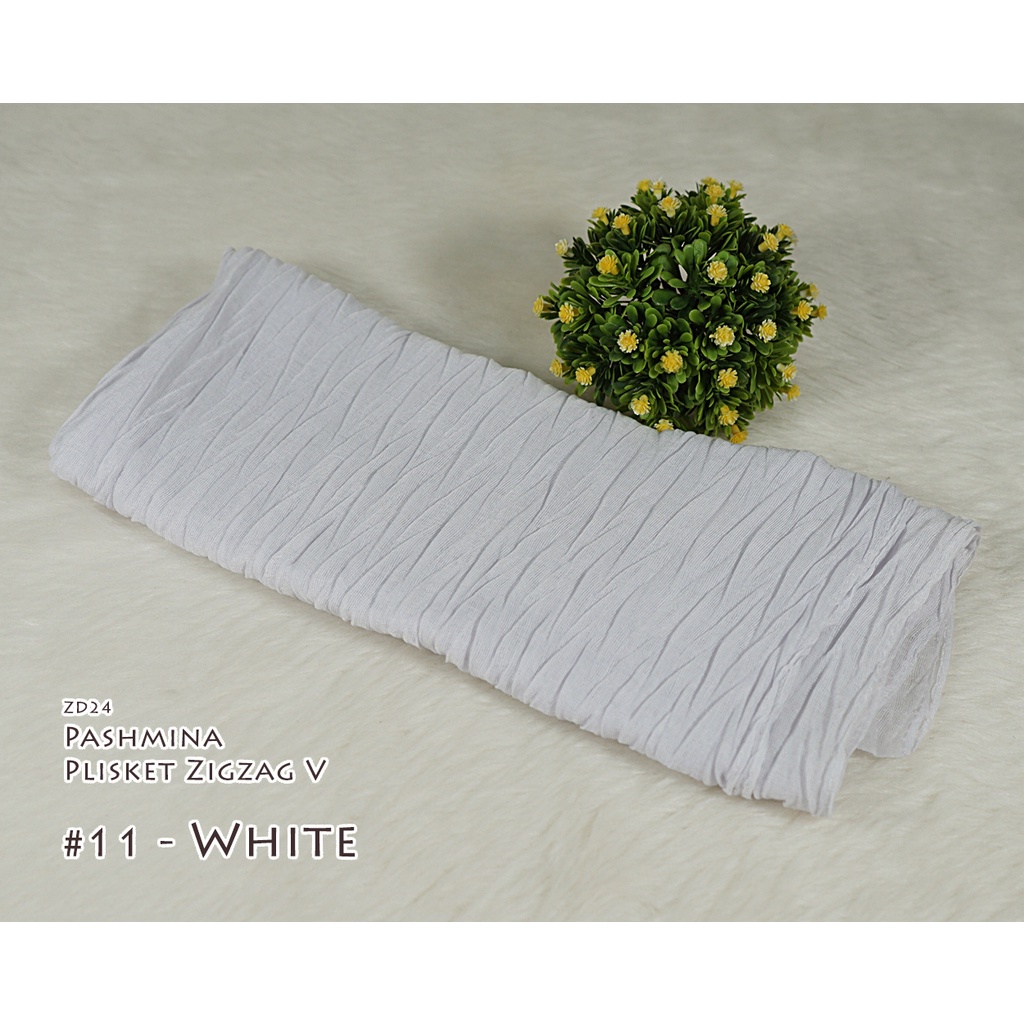 Plisket Model V / Zigzag - Pleated Shawl / Pashmina HAZEL by Luulu Scarf-#11 - White