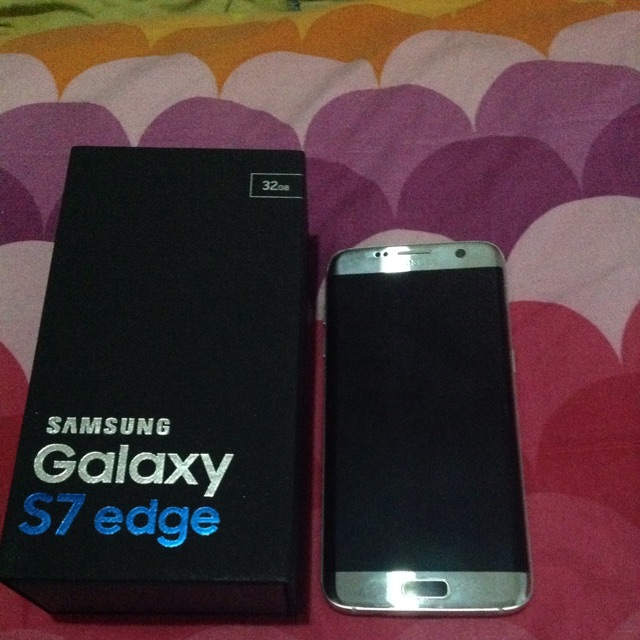 Samsung S7 Edge 32GB Dualsim Silver ORI normal mulus Fullshet lancar Jaya segel