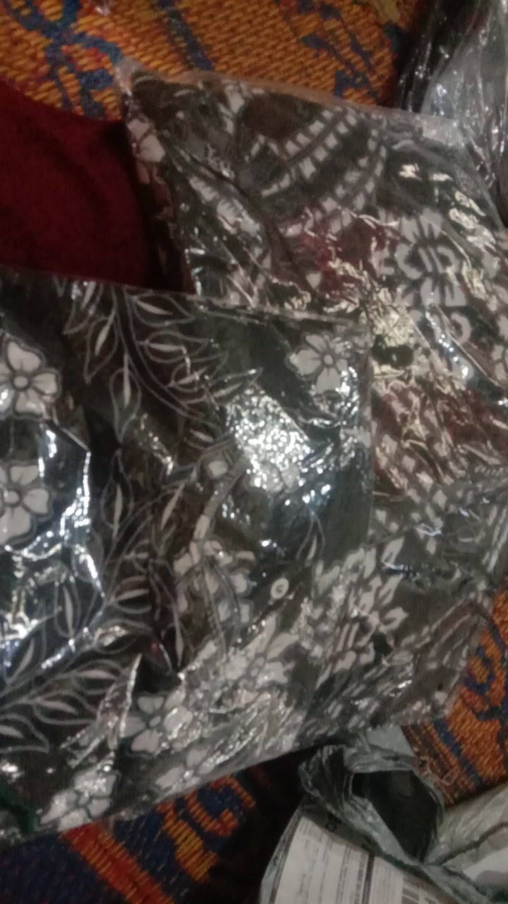 Batik Couple Keluarga Sania Ruffle Ori Ndoro Jowi Dnt Motif Manuk Tarung Putih