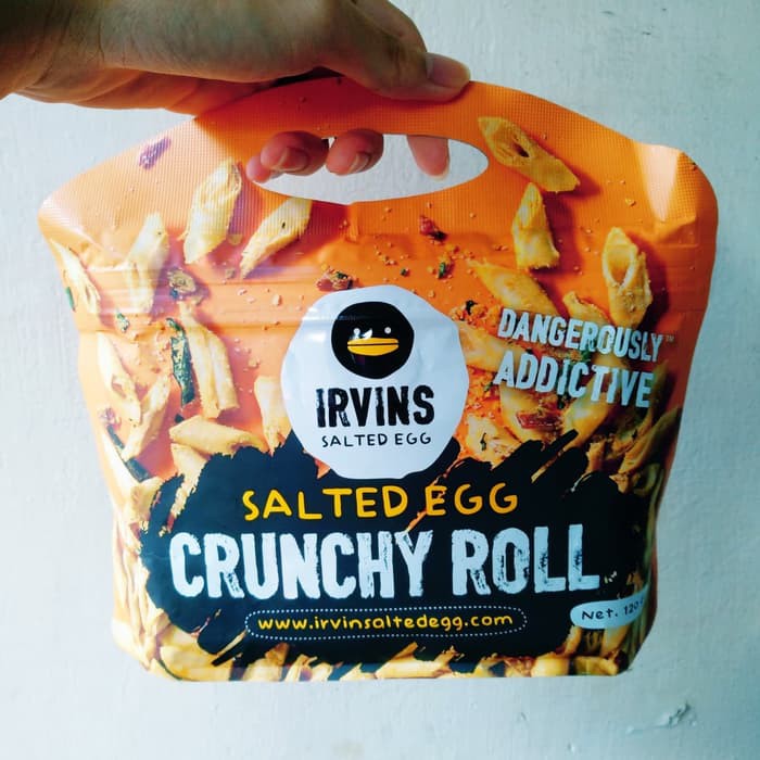 

IRVINS Salted Egg Crunchy Roll 120 Gram Made in Singapore ~ kp876