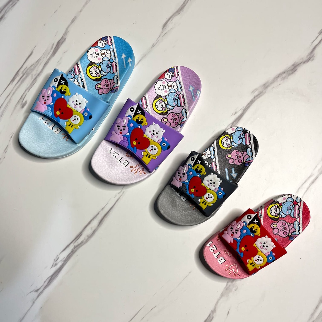 Sandal Slop Anak Perempuan Jelly Karet Import Sendal Kokop Motif BTS BT21 Bahan Elastis Empuk Non-Slip 009-Size 24-29 SU