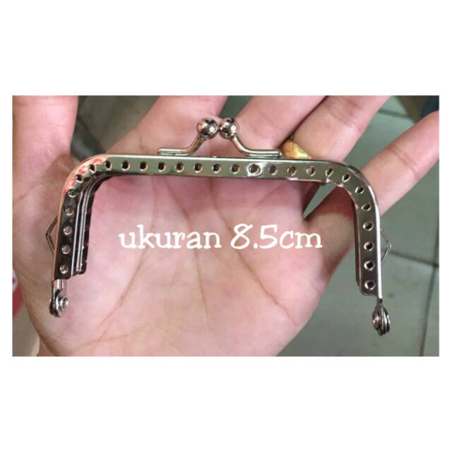 Behel dompet 8.5 cm (1pcs)