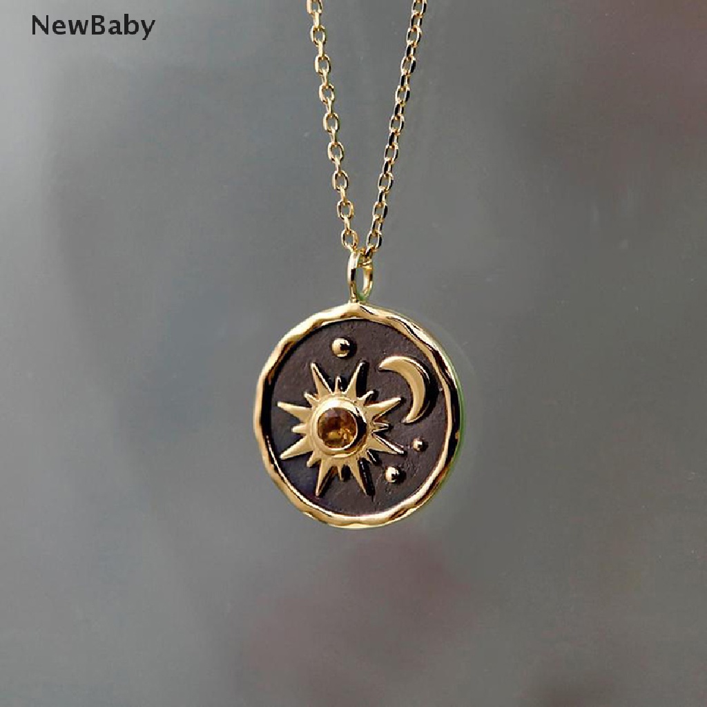 Kalung Liontin Matahari Bulan Bahan Stainless steel Gaya Vintage Untuk Wanita