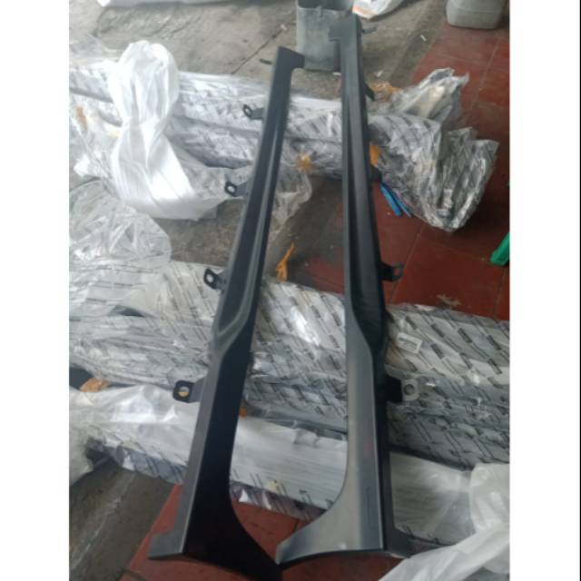 Bodykit Samping Yaris Trd 2014-2018 Original Toyota