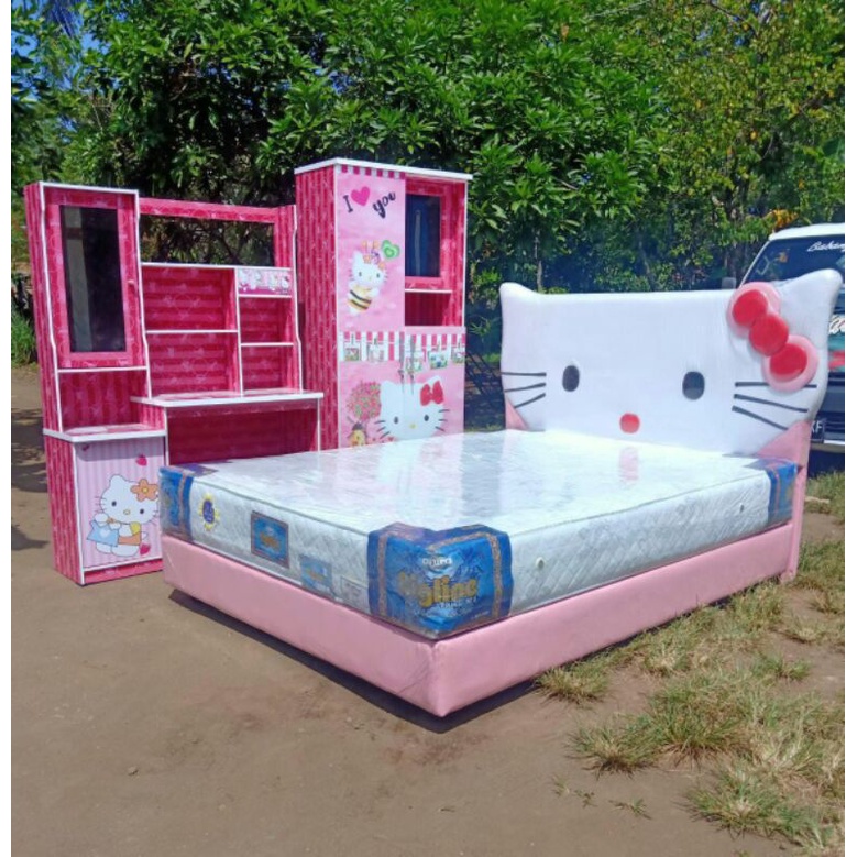 set kamar karakter hello kitty dan doremon lemari 2pintu harga belum termasuk ongkir