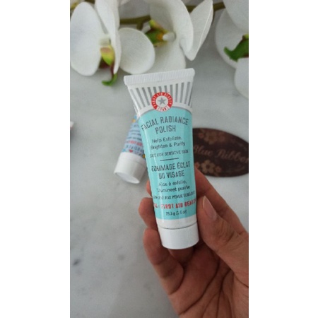 FIRST AID BEAUTY ULTRA REPAIR CREAM / FACE POLISH