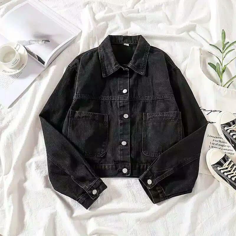 JAKET JEANS ALMA SANDWASH JUMBO LD 100-146 BAHAN DENIM JAKET WANITA CROPTY BIGSIZE-POCKY HITAM LD 100