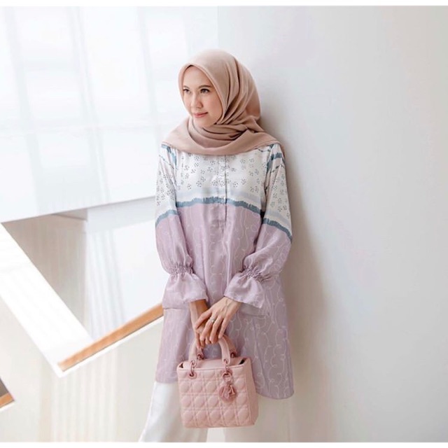 Negri Blouse by Vanilla Hijab