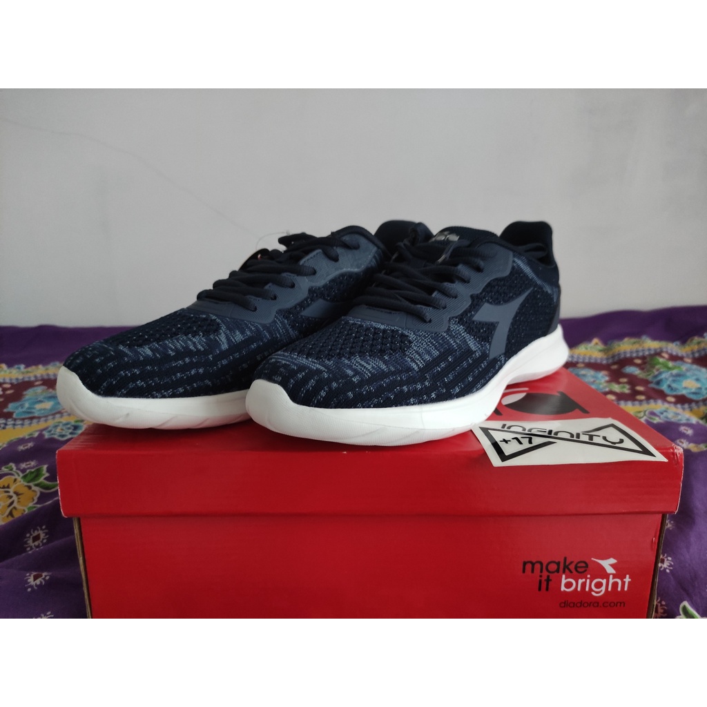 Diadora Aosta (M) Navy Men - Sepatu Diadora Pria - 100% Original, Baru dan BNIB