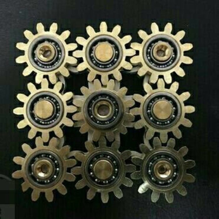Tocushop - 9 Bearings Wheel Gears Fidget Spinner Electric Saw Metal Hand Toys