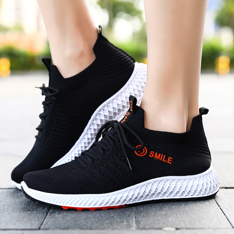 QINGSHUI Sepatu Wanita.Sepatu Wanita Terbaru Fashion.Paling Populer Sepatu Wanita Sneakers.Sepatu Lari Wanita Yang Nyaman Dan Bernapas Sepatu Wanita