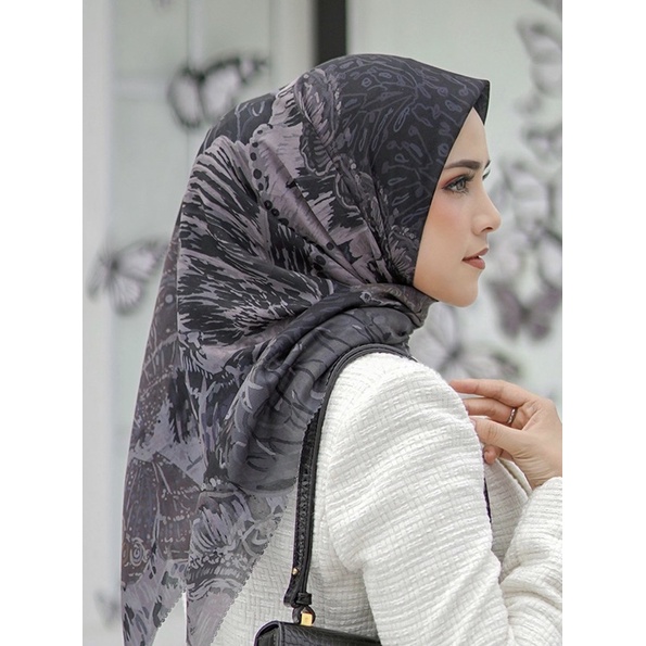 Buttonscarves Farsha Series-Black