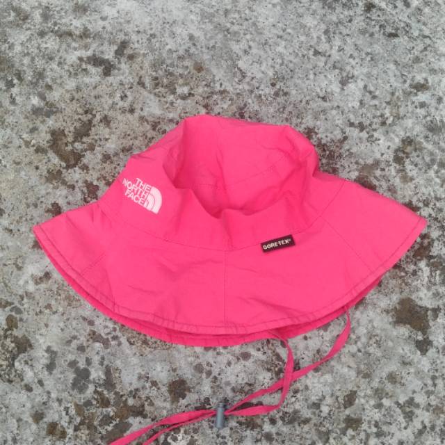 Bucket hat the north face