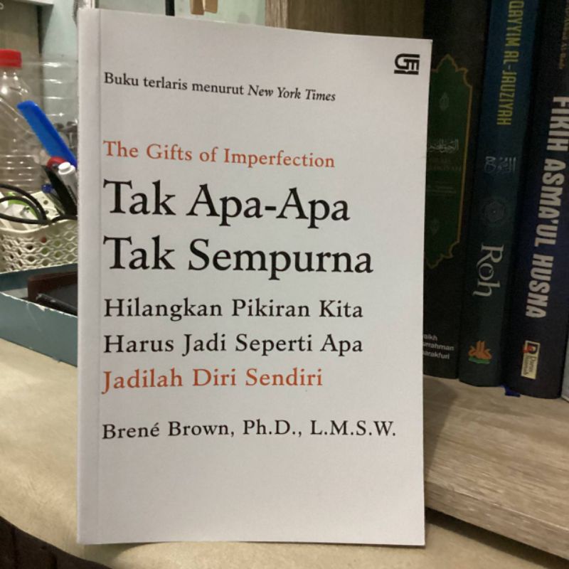 [PRELOVED] BUKU TAK APA-APA TAK SEMPURNA - BRENÉ BROWN