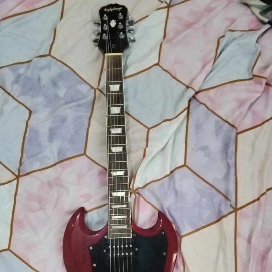 EPIPHONE SG G400 PRO CHERRY Electric Guitar/gitar listrik elektrik Preloved