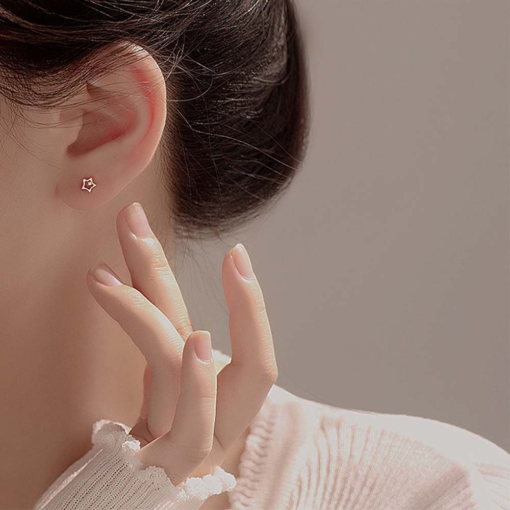 Anting Stud Bentuk Hati Pita Belah Ketupat Kecil Bahan Tembaga Gaya Korea Untuk Wanita