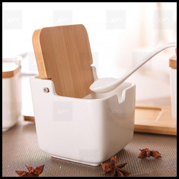 

Tempat Bumbu Dapur Toples Jar Spice Nordic