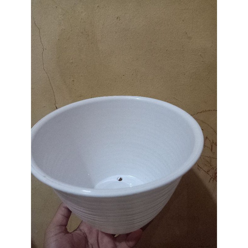 pot tawon/pot bunga/pot plastik