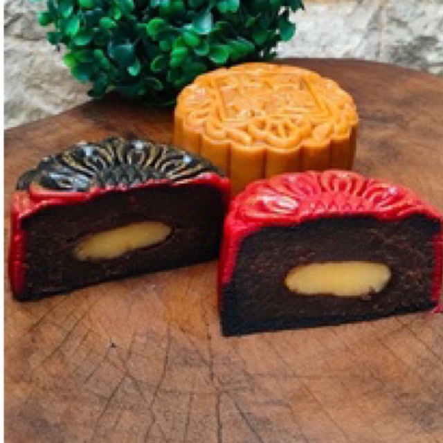 

MooncakeBaileys Mungbean (creamcheese/chocolava)