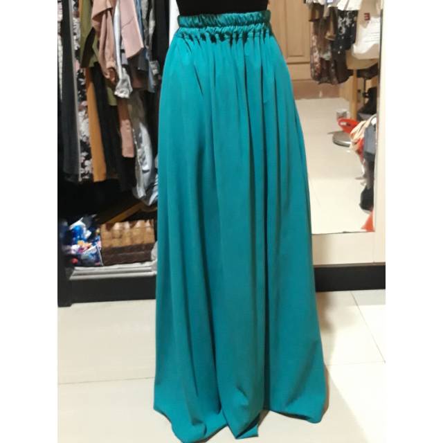 Preloved rok ceruti