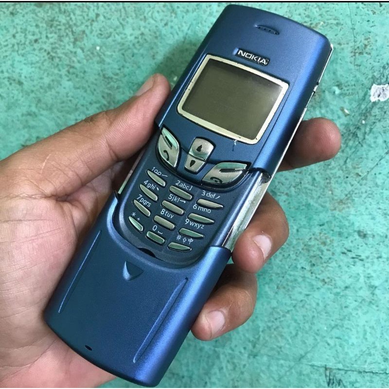 NOKIA 8855.