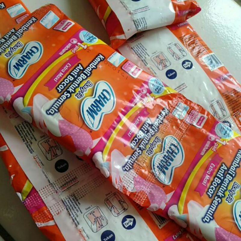 Charm body fit pembalut 10 sachet