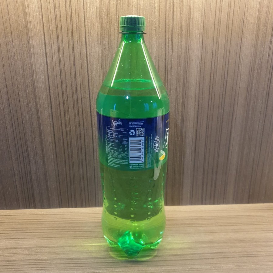 

Sprite Dengan Lemon Lime 1.5 Liter Soft Drink